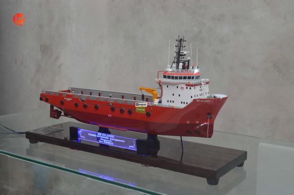 Miniatur Kapal Supply WM Sulawesi