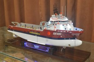 Miniatur Kapal Supply Posh Constant Safana