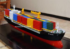 Kapal Container MV Silfie Panama