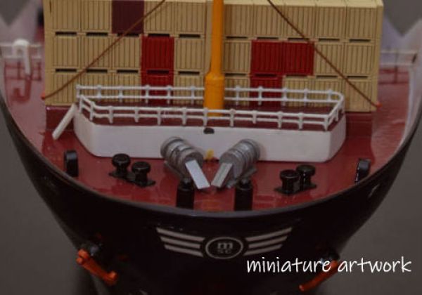 Miniatur Kapal Container MSC Lieselotte