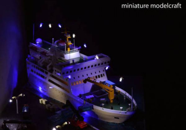 Miniatur Diorama PELNI Corner