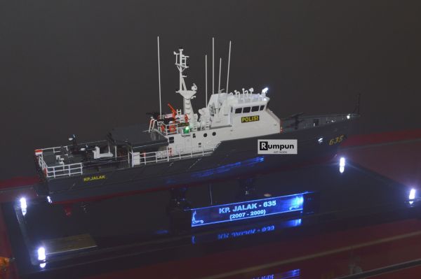 Miniatur Kapal Patroli Jalak 635