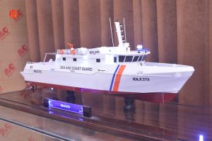 Miniatur Survey Boat KPLP KN P 379