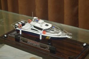 Miniatur Speed Boat Pengawasan aka KP Lemadang 03