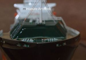 Miniatur Kapal Cut Out Crude Oil Tanker
