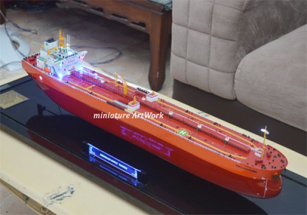 Kapal Tanker Eagle Barcelona