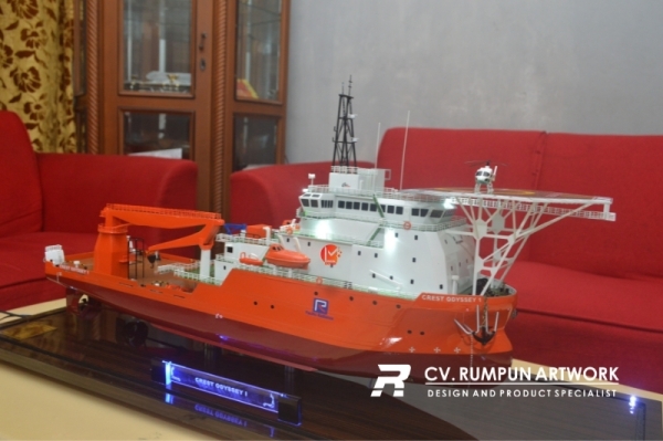 Miniatur Kapal Offshore Crest Odyssey