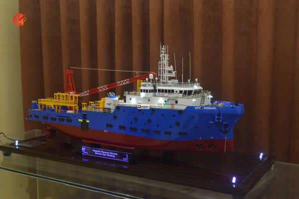 Miniatur Kapal Supply KPV Redang