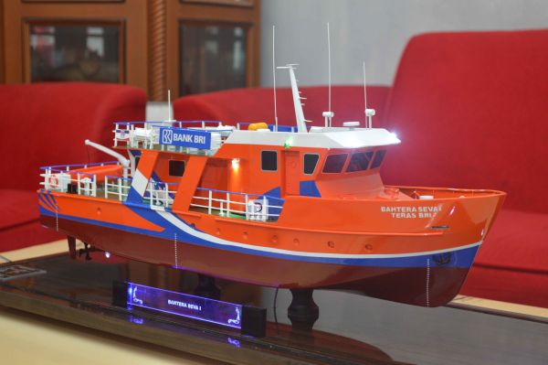 Miniatur Kapal Bahtera Seva I (Teras BRI)