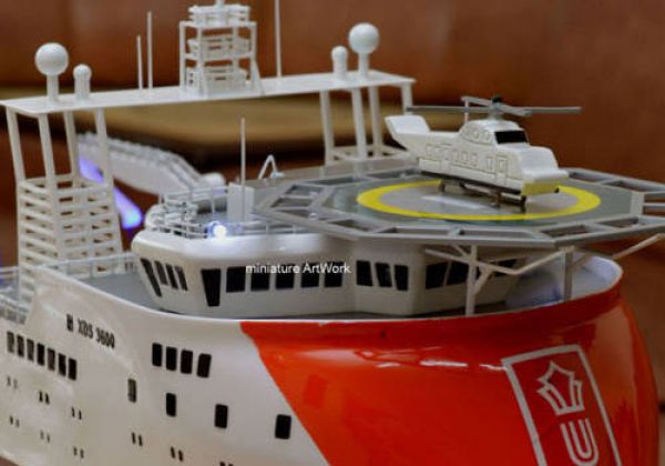 Miniatur Kapal Supply XDS 3600 Ulstain