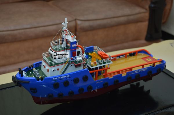 Miniatur Kapal Supply ASL Mantrus